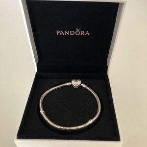 🦋Pandora Charm Bracelet